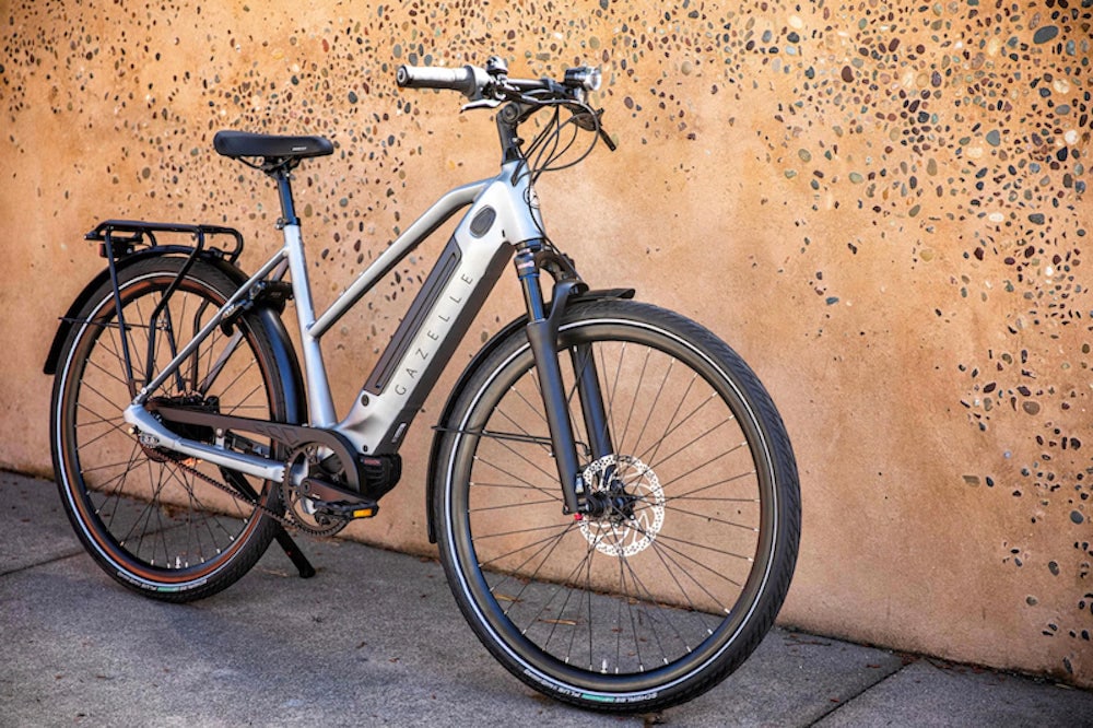 Gazelle Ultimate C380  electric commuter bike review on FlyRides