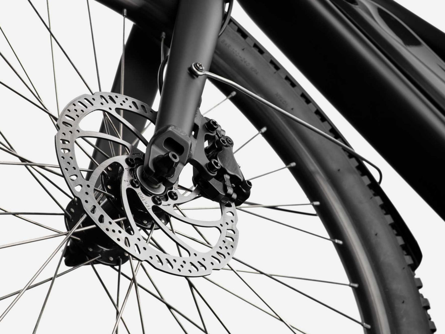 Cannondale Adventure Neo Allroad Low Step-Thru Road/commuter Storm Cloud Closeup of Disc brakes