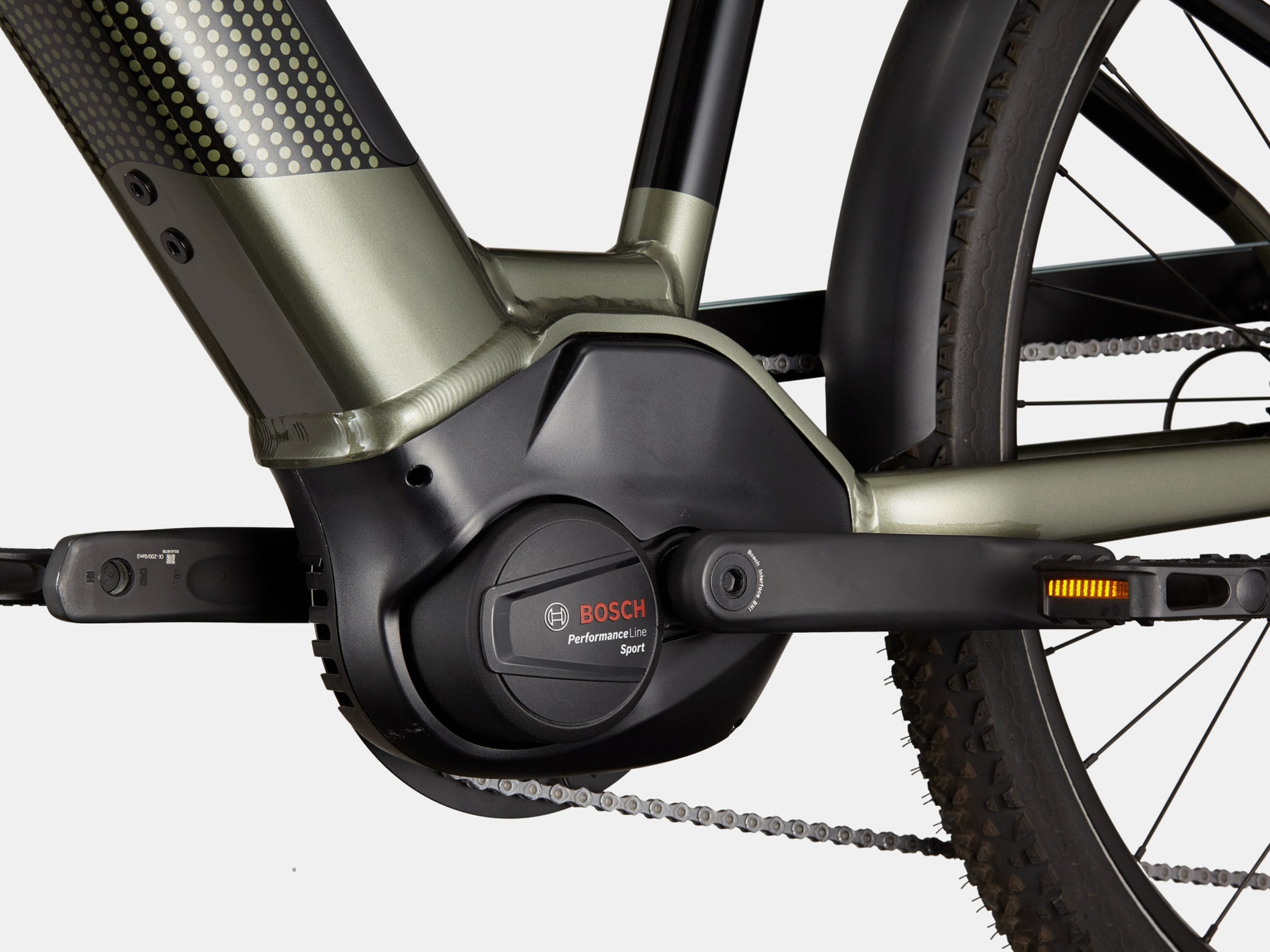 Cannondale Tesoro X 2 Step Thru Electric bike High Speed Road / Commuter Mantis Motor closeup