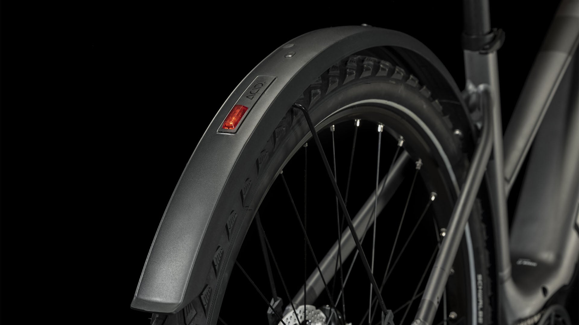 Cube Nuride Hybrid Pro 500 Allroad Trapeze black 'n' metal rear mudguard, tailight, rear view