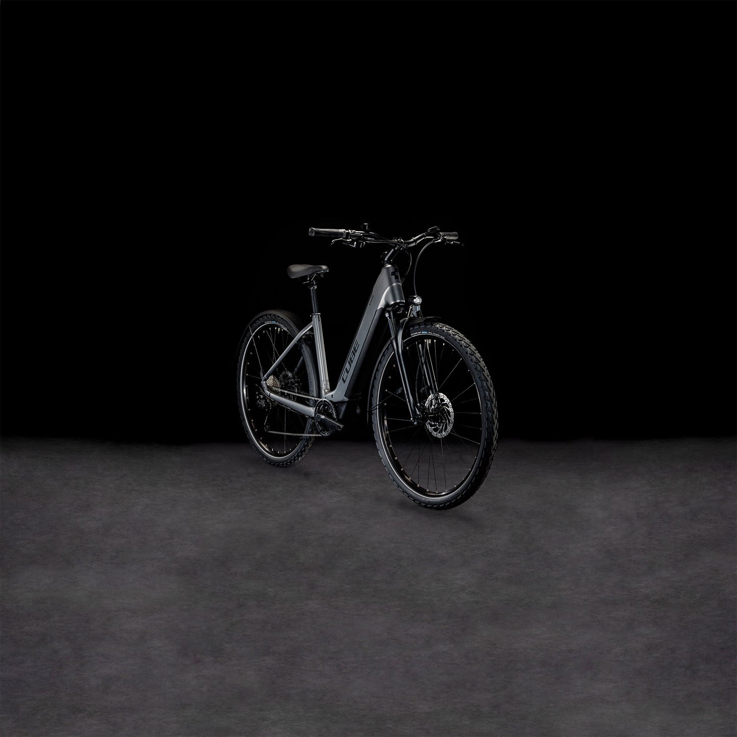Cube Nuride Hybrid Pro 500 Allroad Easy entry black 'n' metal angled profile