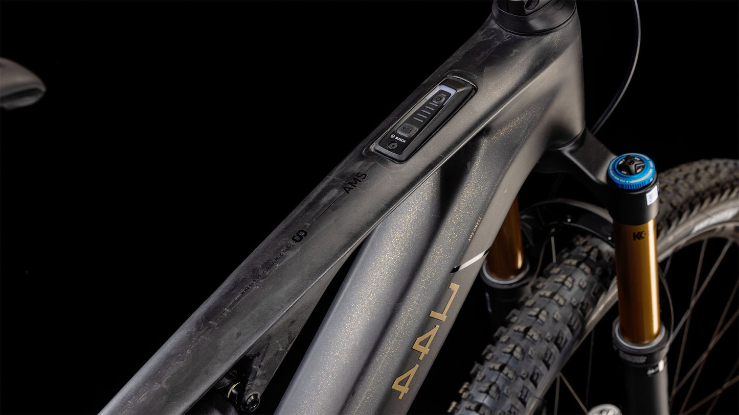 Cube AMS Hybrid One44 SLT Carbon 'n' golddustCockpit