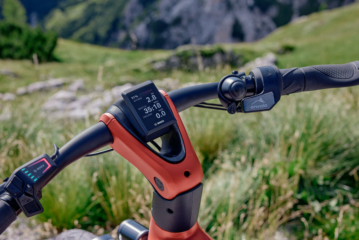 Gazelle Eclipse C380+ Metallic orange handlebars, Bosch display, Enviolo shifters