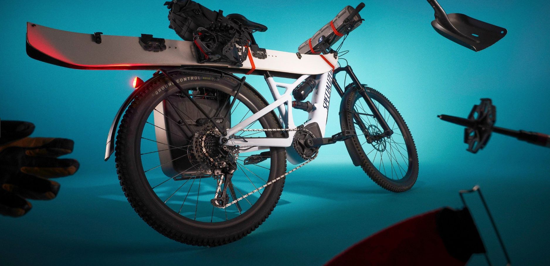 Specialized Tero X 6.0 Morning mist / dark navy sports equipment packed on