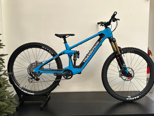 Transition Relay Carbon XX AXS TR Blue demo