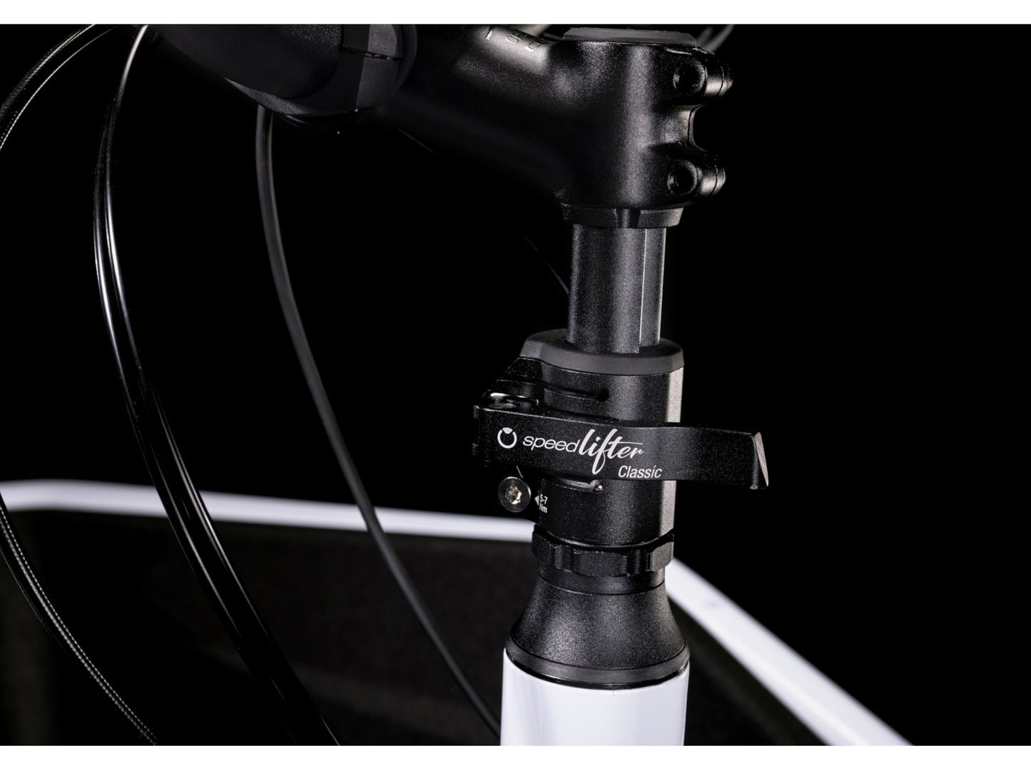 Cube Cargo Dual Sport Hybrid 1000 closeup speedlifter classic stem