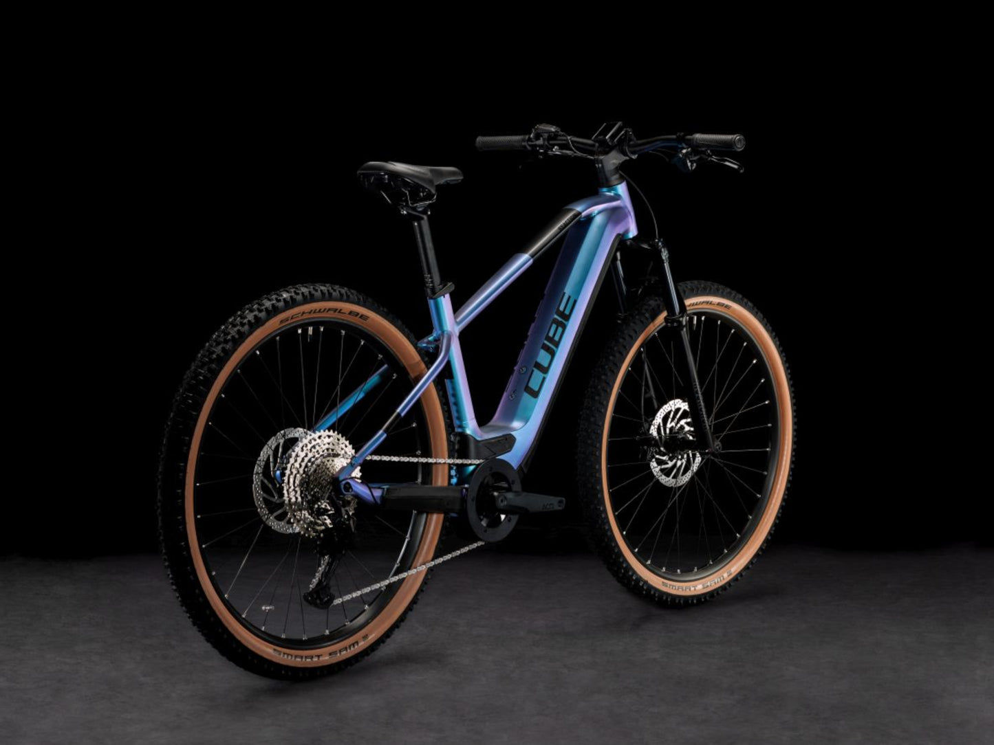 Cube Reaction Hybrid Race 625 eMTB hardtail switchblue n black back right side profile on Fly Rides