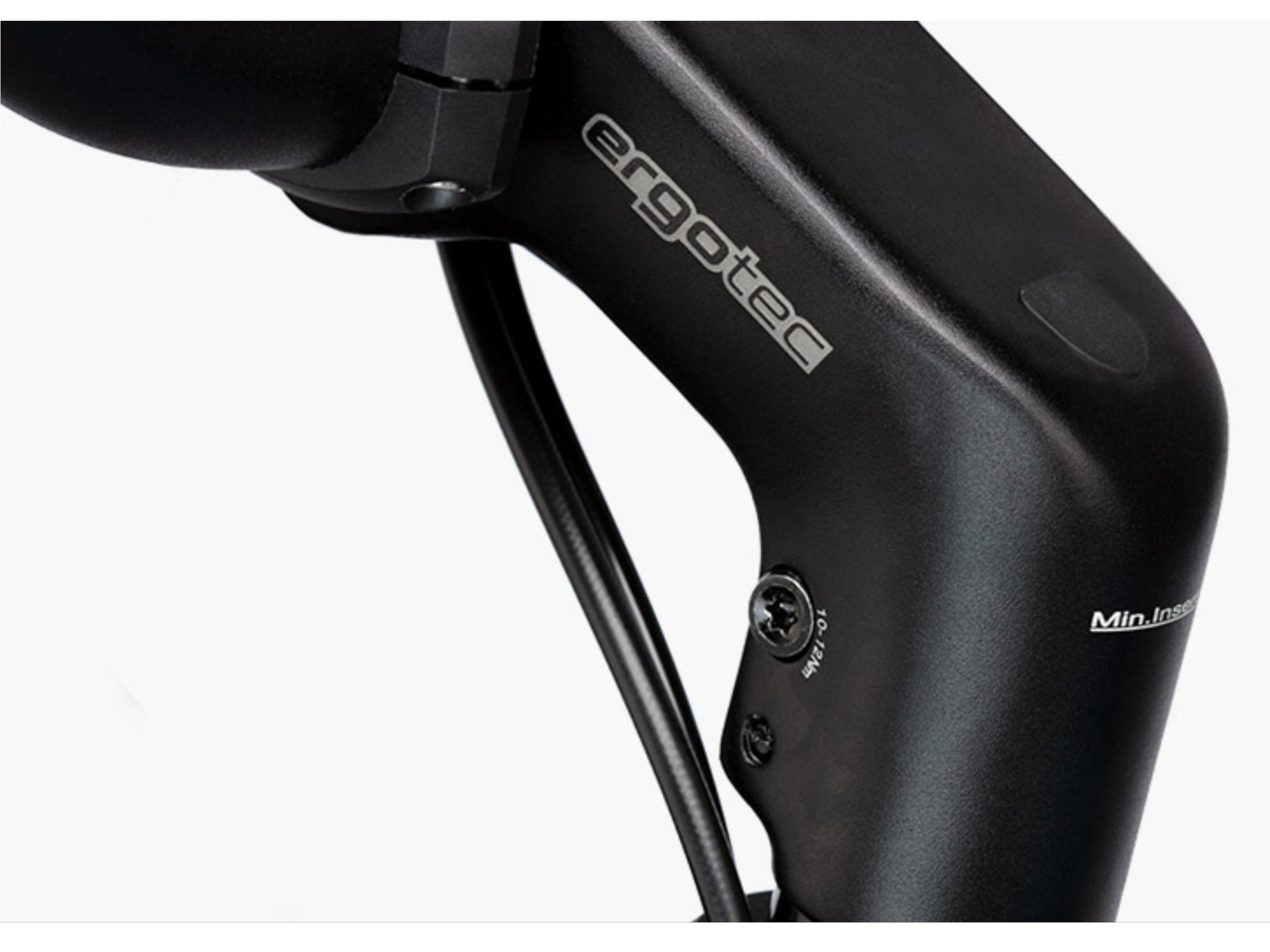 Riese and Muller Nevo GT Rohloff HS emtb hardtail close up heavy duty option