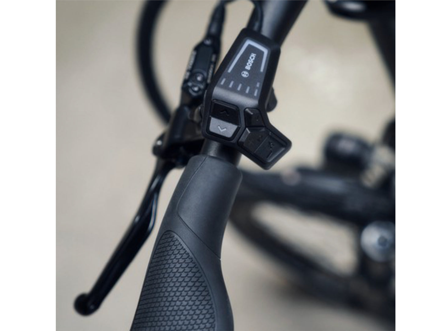 Riese & Muller Tinker2 Vario eMtb hardtail close up controller