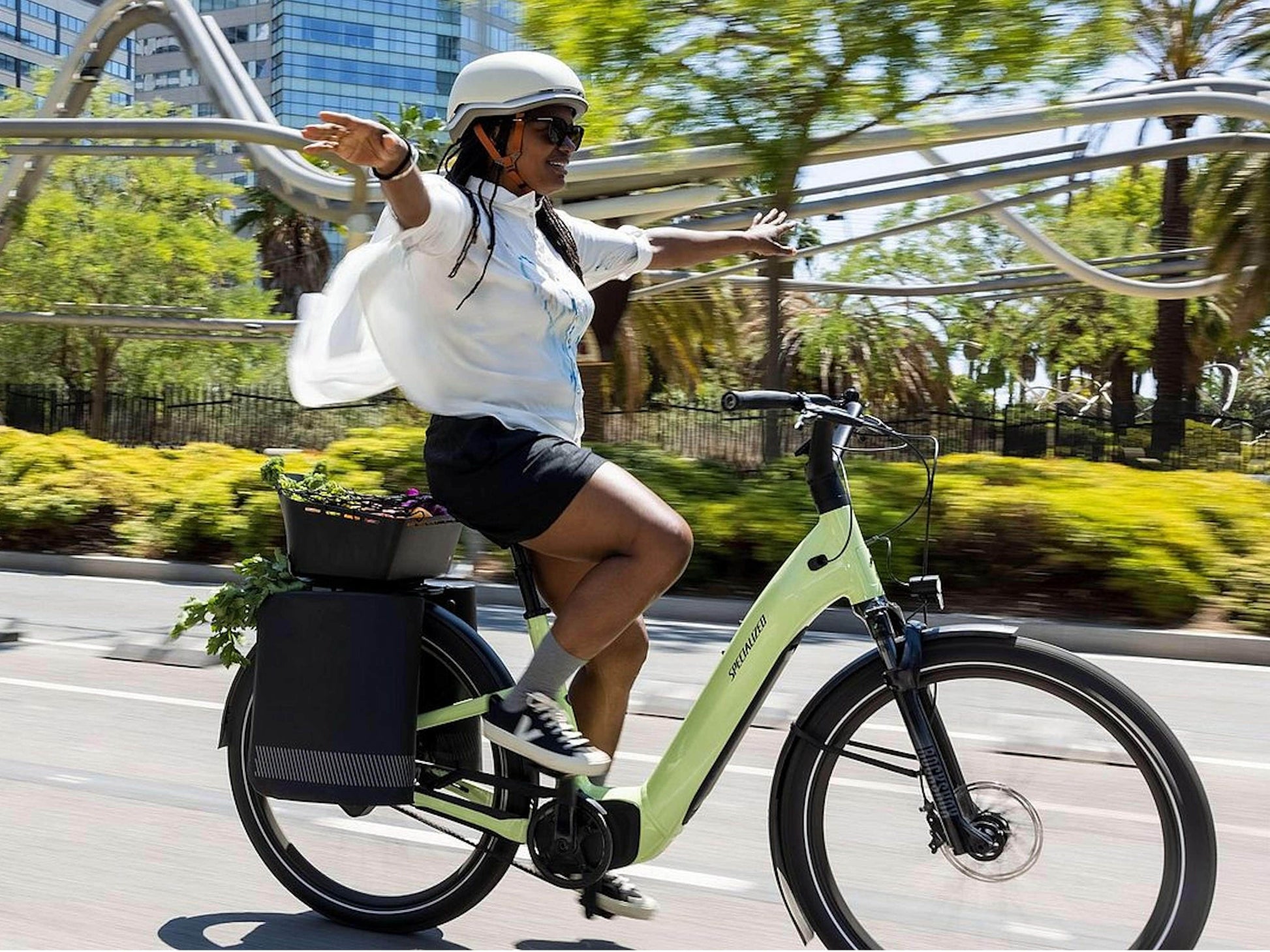 Specialized Turbo Como 5.0 Low Entry Limestone Black leisure low step wave ebike electric bike woman riding no hands on Fly Rides