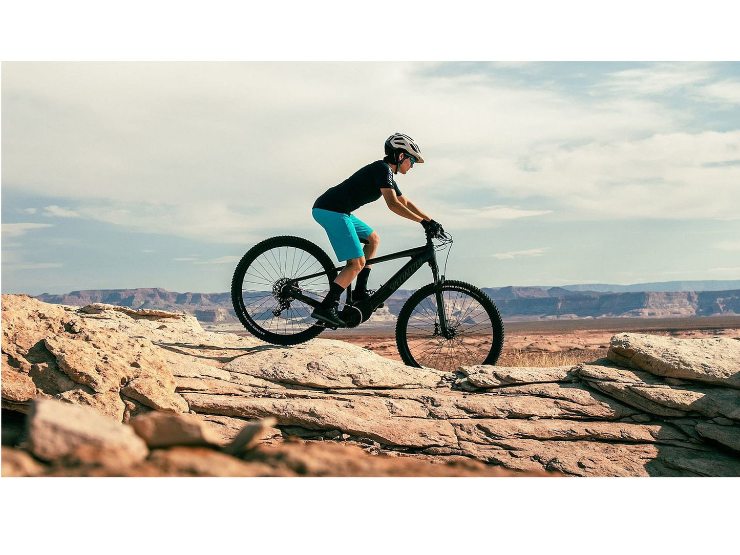 Specialized Turbo Tero 5.0 emtb hardtail red onyx smoke action photo technical desert ride