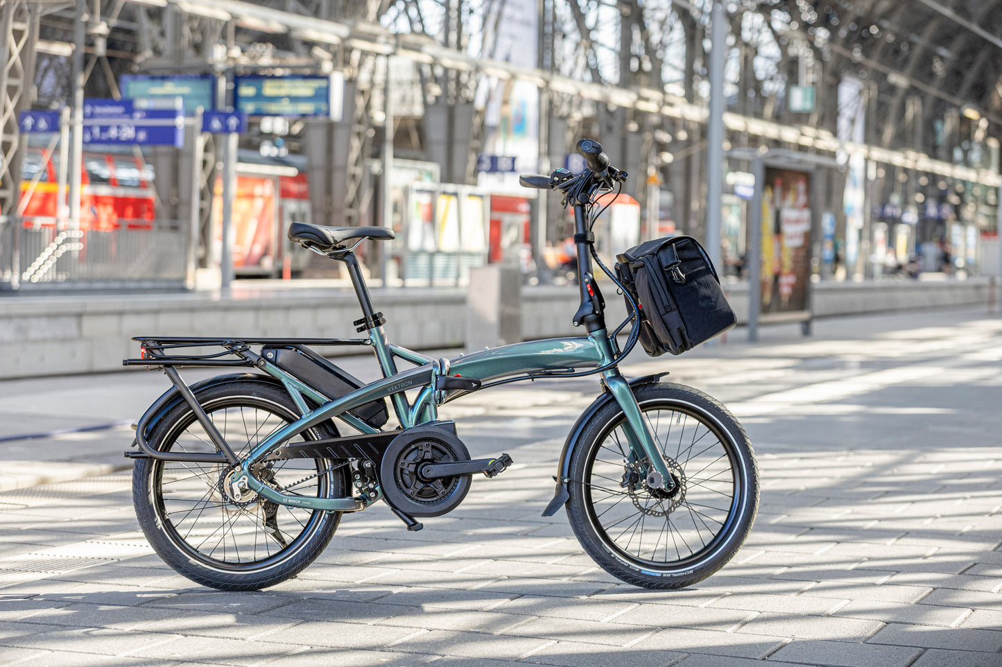Rider on Tern Vektron Gen 4 folding e-bike