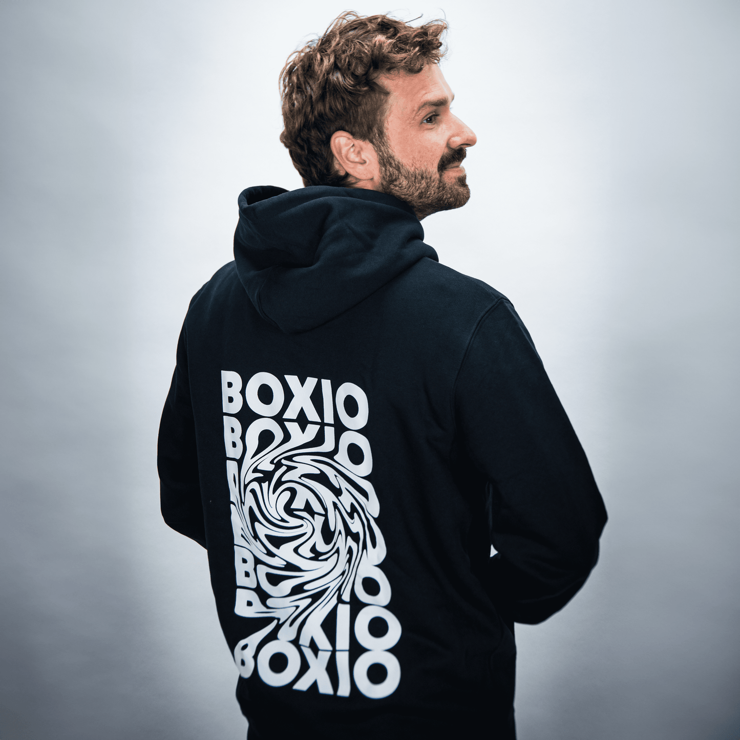 BOXIO HOODIE BLACK — Michael