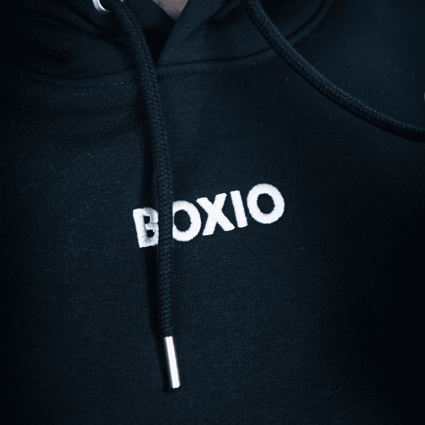 BOXIO HOODIE BLACK — Michael