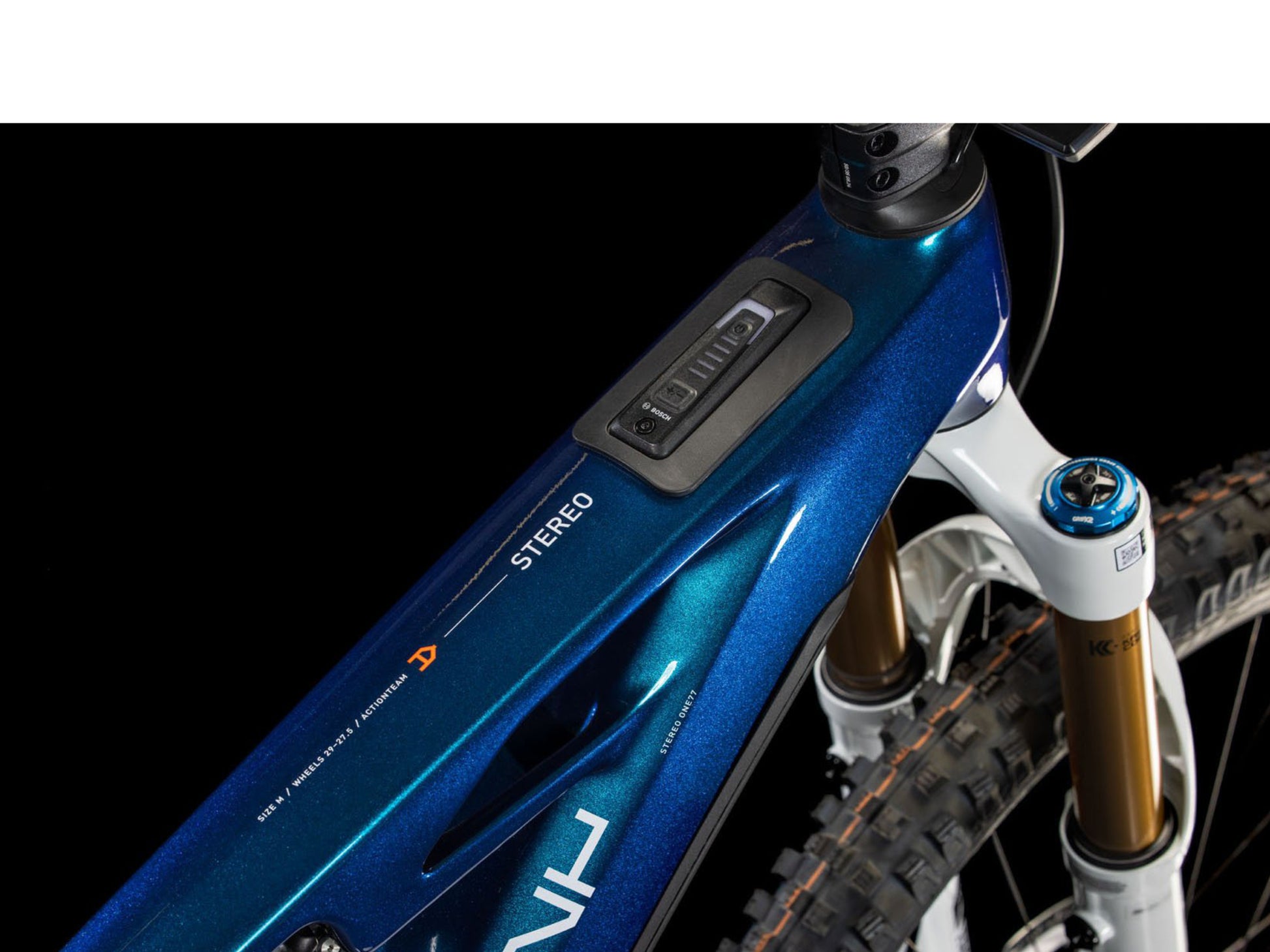 Cube Stereo Hybrid One77 AT Full Suspension eMTB Actionteam Cockpit closeup