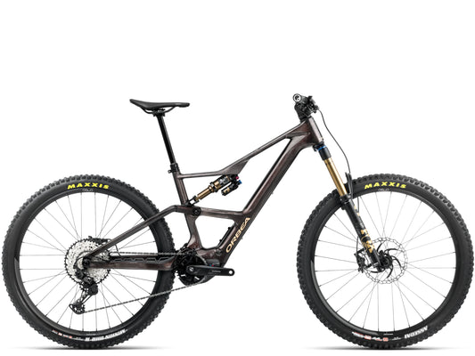 Orbea Rise LT M10 eMTB Cosmic carbon view / gold sand gloss Side profile