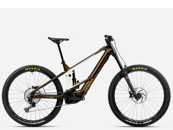 Orbea_Wild_M20_emtb_Enduro_Car