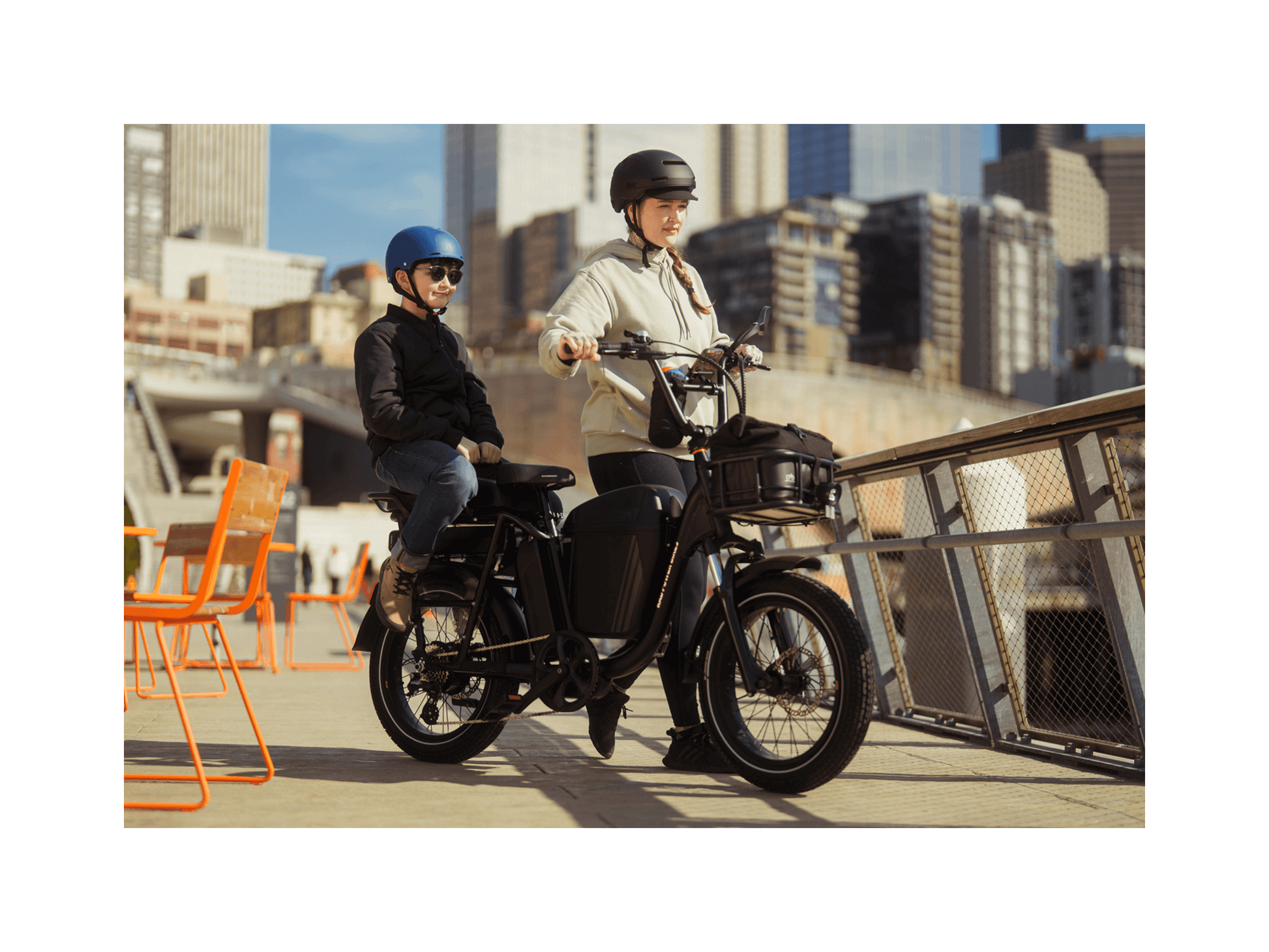 Chargeur de vélo électrique et supports muraux pour batterie Rad - Canada Chargeur de vélo électrique et supports muraux pour batterie Rad - Canada