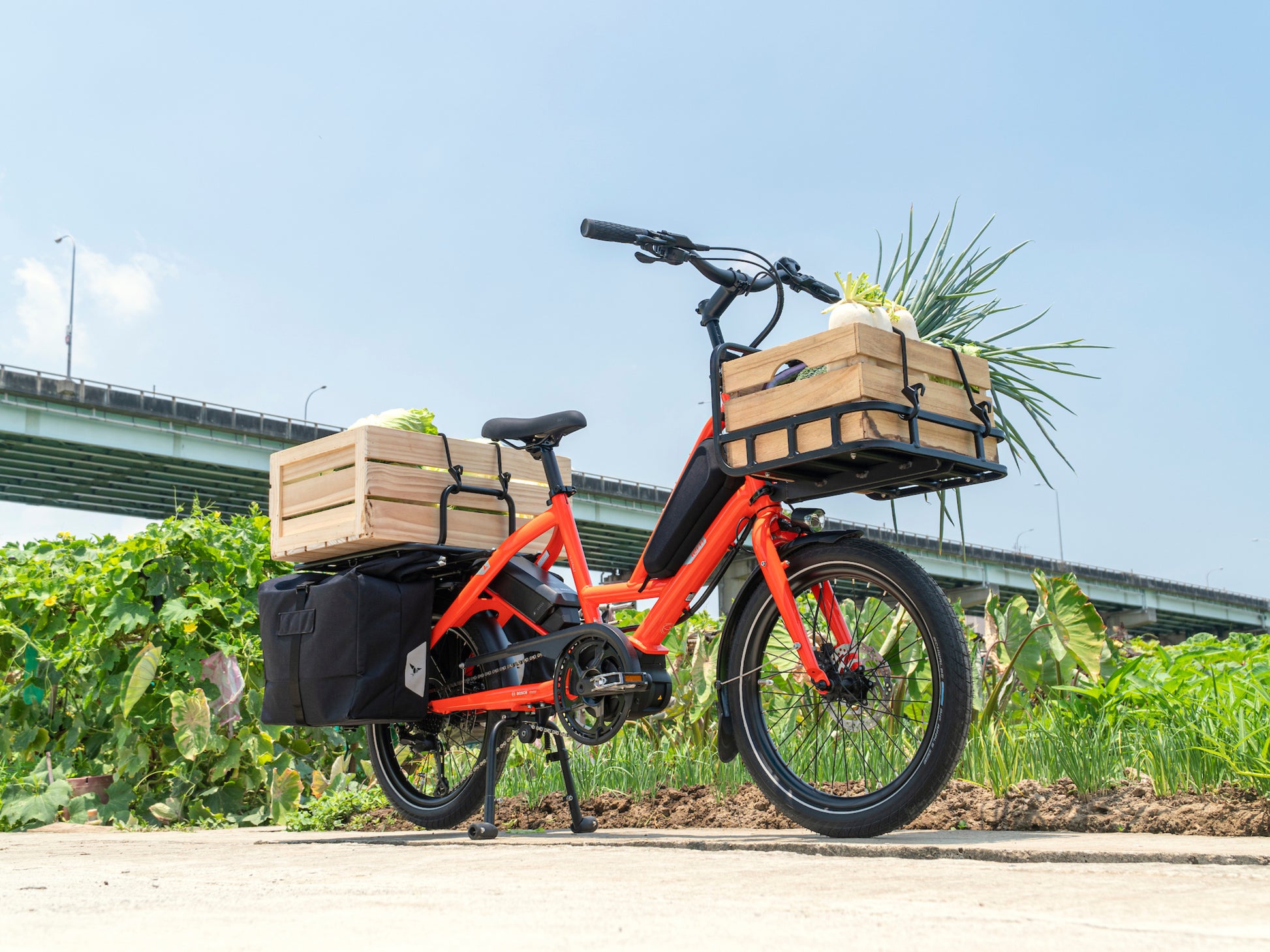 Tern Cargo Rack installed on HSD shown with Crates full of Farm veggies
