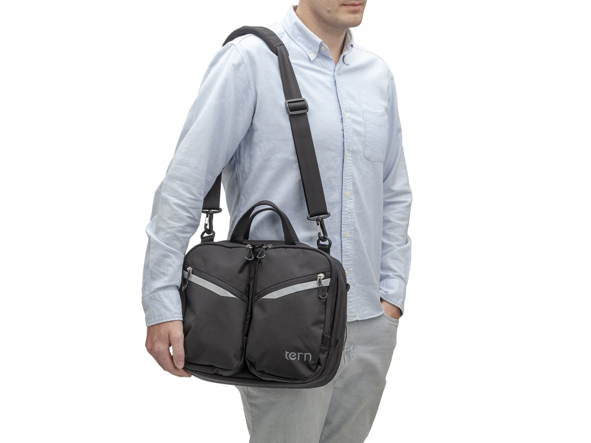 Tern HQ Bag Carried as Shoulder bag