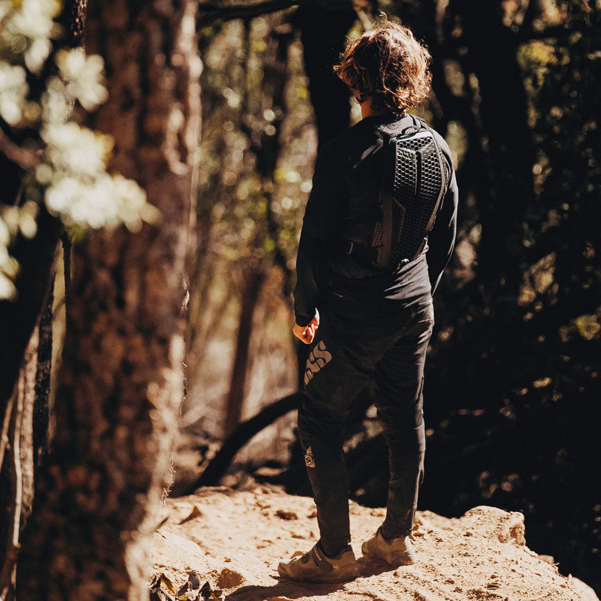 IXS HEX PULL-OVER CHEST PROTECTOR