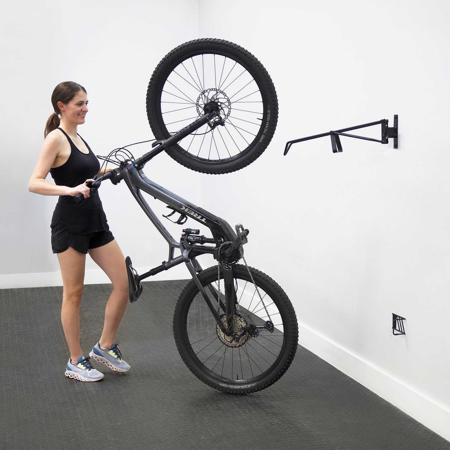 StoreYourBoard SwivelStow No-Lift Mountain E-Bike Rack | 1-Pack