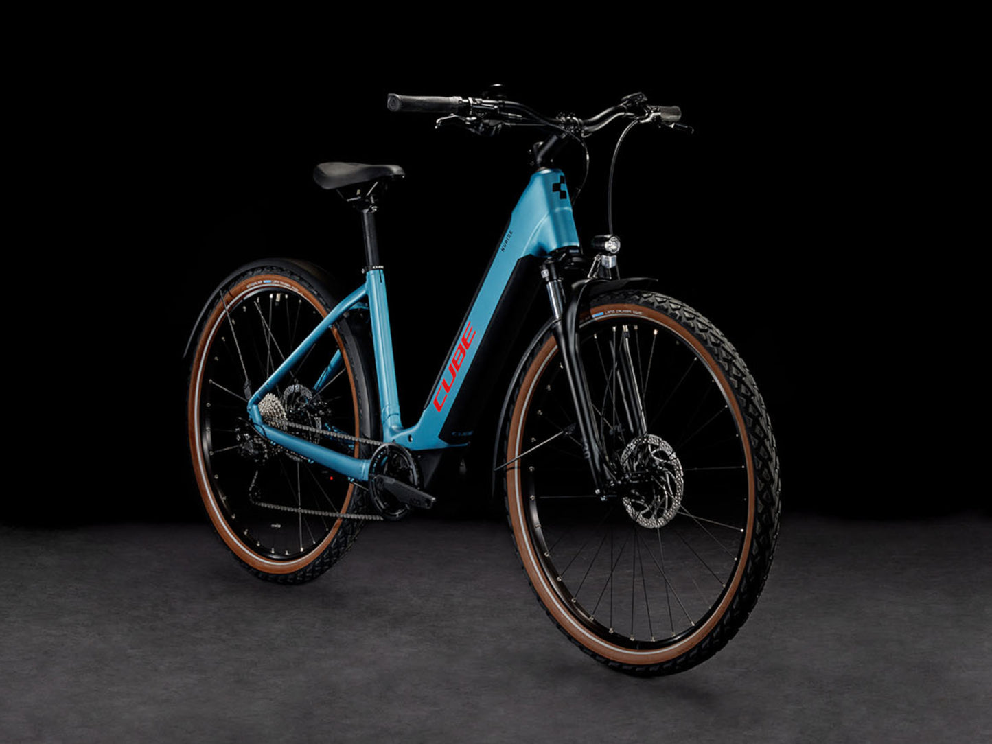 Cube Nuride Hybrid Performance 500 Allroad Easy Entry metalblue n red front right side profile on Fly Rides