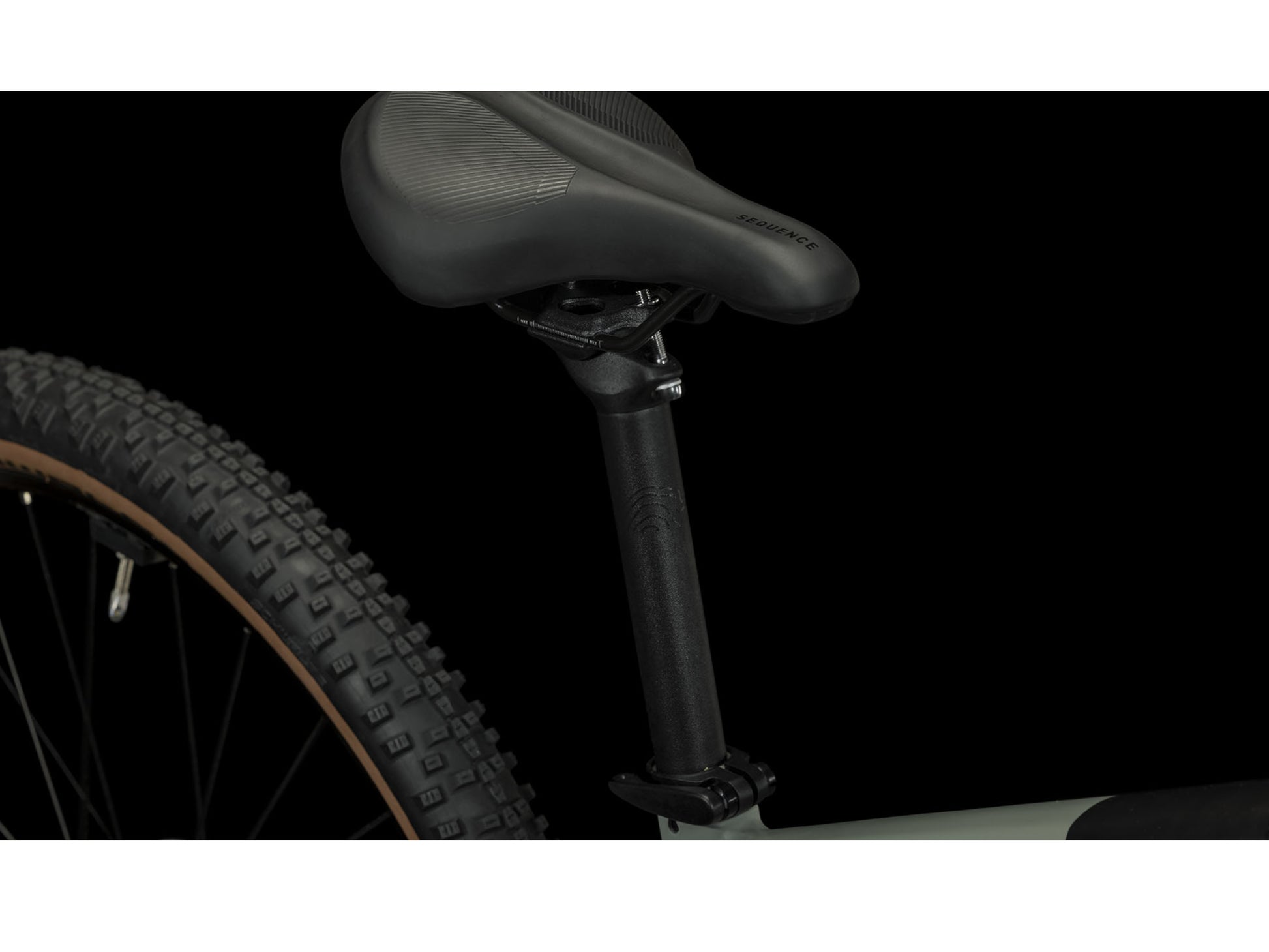 Cube Reaction Hybrid Performance 500 eMTB hardtail closeup Natural Fit Sequence saddle