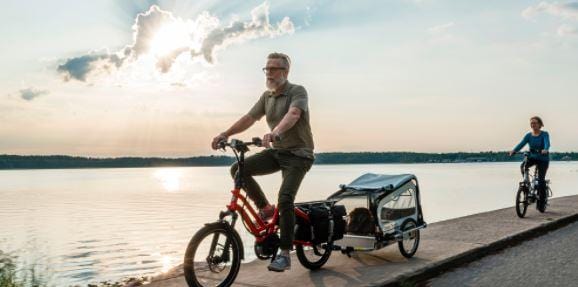 Tern HSD S8i electric bike tundra action photo bike path pulling trailer